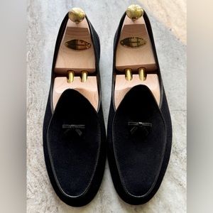 BELGIAN SHOES HENRI BLACK SUEDE SLIPPERS BOW TIE 12 MOCCASINS MOC LOAFERS